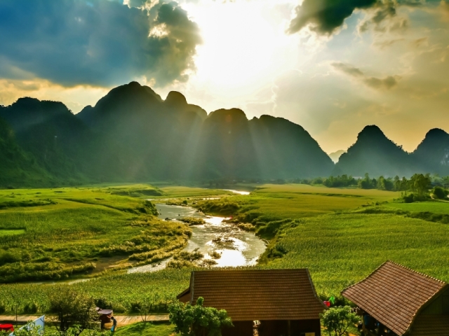 Quảng Bình - Hà Nội